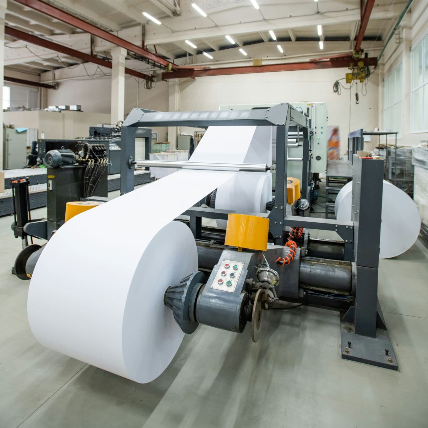 Maszyna do produkcji papieru - optymalizacja procesów produkcyjnych